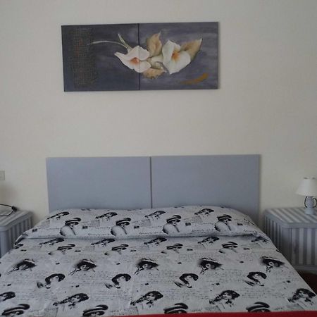 Lina Hotel Stintino Εξωτερικό φωτογραφία