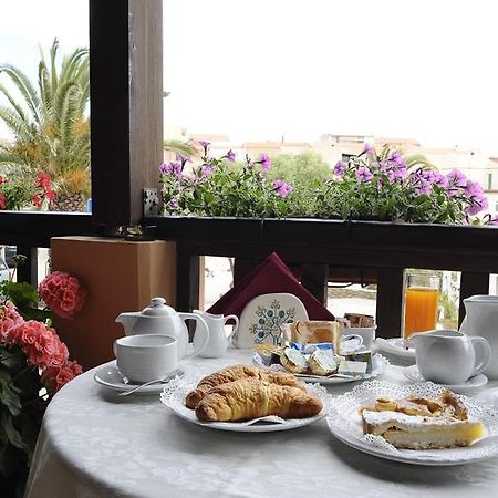 Lina Hotel Stintino Εξωτερικό φωτογραφία