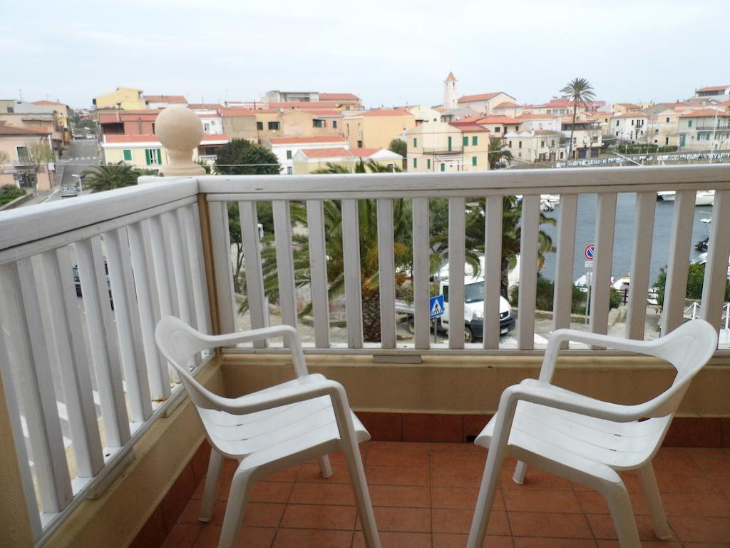 Lina Hotel Stintino Εξωτερικό φωτογραφία
