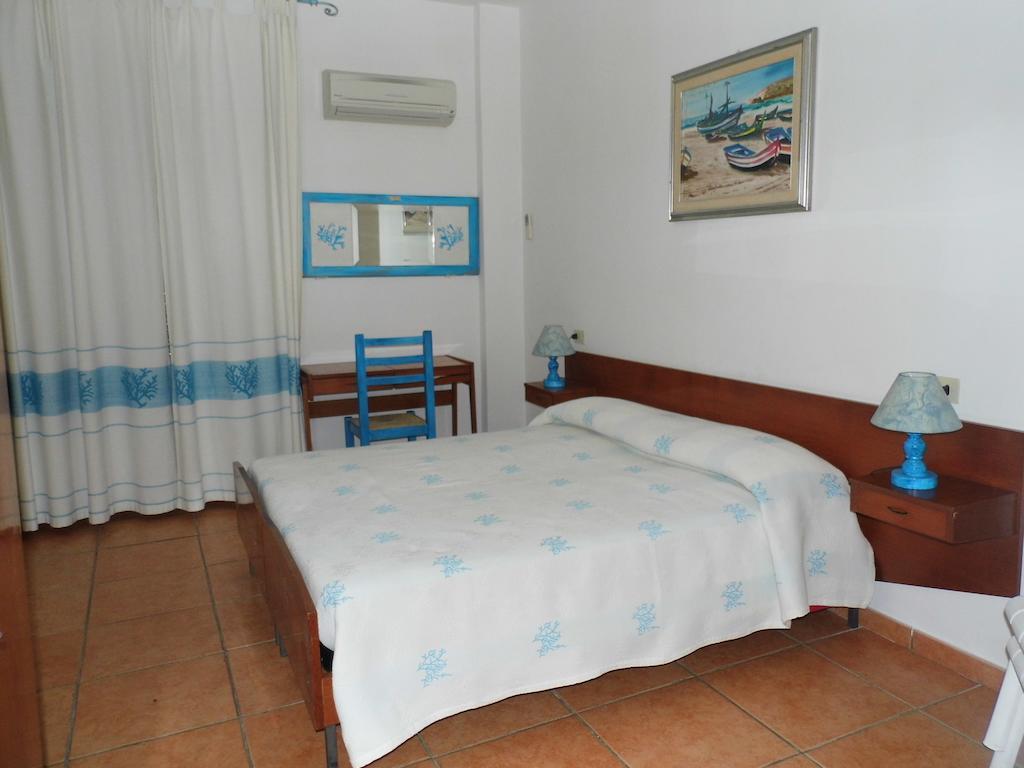 Lina Hotel Stintino Δωμάτιο φωτογραφία